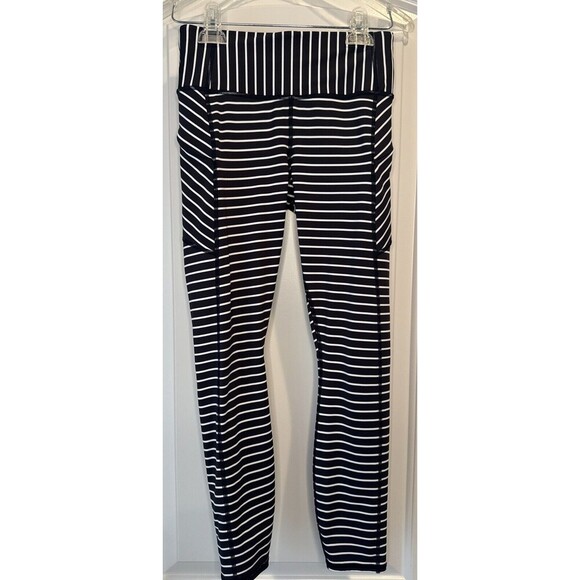 Athleta Leggings BLACK WHITE Stripe Contender 7/8 Tight Powerlift Pockets Sz XS - Picture 1 of 12